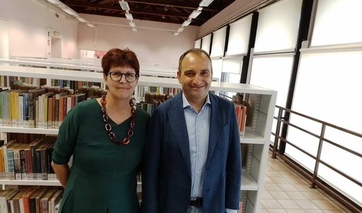 Il sindaco Stefano Lo Russo in visita alla rinnovata biblioteca Passerin Il sindaco Stefano Lo Russo in visita alla rinnovata biblioteca Passerin