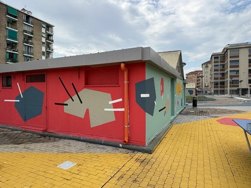 Una "passeggiata grafica" per riaccendere il piazzale di corso Racconigi