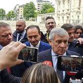 Corteo pro-Palestina a Torino, Lollobrigida contro i manifestanti: &quot;Sono squadracce&quot;