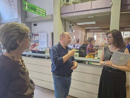 La visita effettuata dalla consigliera regionale Monica Canalis La visita effettuata dalla consigliera regionale Monica Canalis