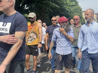 Manifestazione di protesta davanti all'ospedale San Giovanni Bosco
