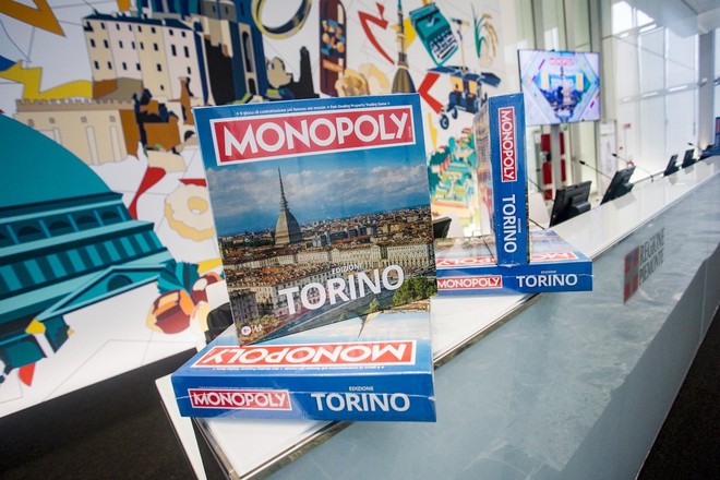 Torino passa dal via e approda sul tabellone del Monopoly