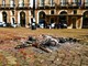 Manichini di Di Maio e Salvini bruciati nei cortei, la maggioranza pentastellata in Comune apre agli studenti