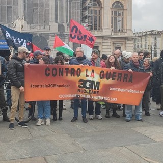 Manifestazione in Piazza Castello per la Palestina libera e il cessate il fuoco a Gaza