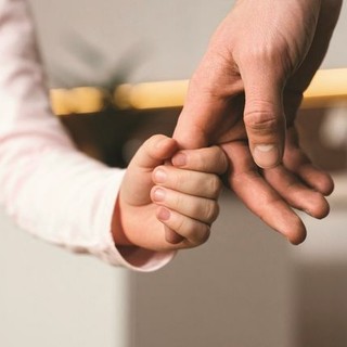 Al via la campagna straordinaria per l'affidamento familiare