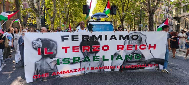 Manifestazione a favore della Palestina nel centro di Torino