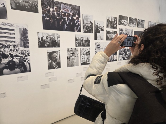 La mostra visitabile fino al 15 marzo. All'inaugurazione presente anche la figlia Laura