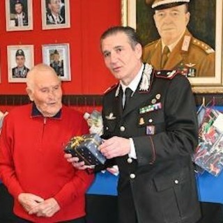 A Nichelino festeggiati i 104 anni del vice brigadiere Michele Melfa
