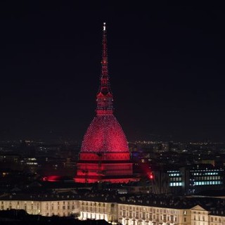 La Mole Antonelliana e il Grattacielo della Regione si illuminano di rosso per il World Heart Day