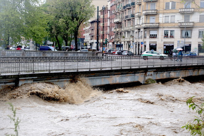 Maltempo, continua l'emergenza: ancora tante le strade e i ponti chiusi