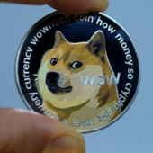Gli investitori sono attratti dalle prospettive rialziste di Dogecoin e di questa nuova meme coin layer-2