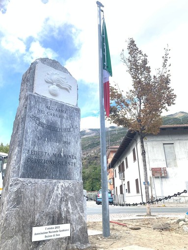 Susa, inaugurato il Monumento dei Carabinieri in piazza Favro