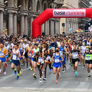 Oggi si corrono la Mezza Maratona e La Dieci di Torino: come cambia la viabilità