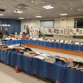 La Sala del Consiglio comunale di Nichelino diventa la 'casa della Bibbia' La Sala del Consiglio comunale di Nichelino diventa la 'casa della Bibbia'
