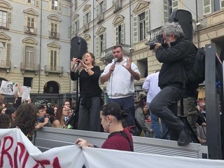Manifestazione contro il carovita in piazza Castello Manifestazione contro il carovita in piazza Castello