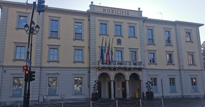 Il palazzo comunale di Nichelino Il palazzo comunale di Nichelino