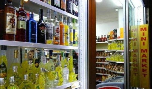 Malamovida, il prefetto Cafagna decide la chiusura di tre minimarket