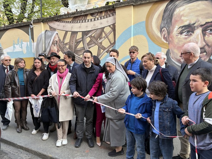 Inaugurato il murale dedicato al Beato Faà di Bruno