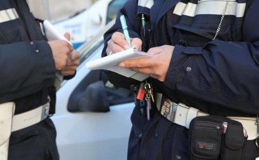 Polizia municipale, ieri sanzionati 243 veicoli in una sola notte