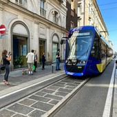 nuovi tram hitachi rail