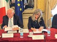 La firma del protocollo in Prefettura