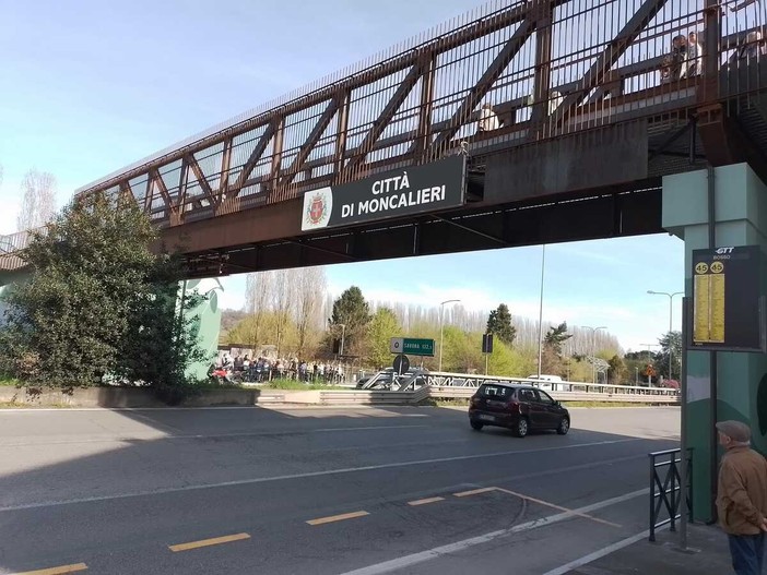 Inaugurata a Moncalieri la nuova passerella pedonale di corso Trieste