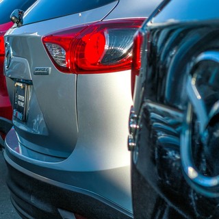 Noleggio Auto in Grecia: Pro e Contro dal Punto di Vista di un Esperto del Settore