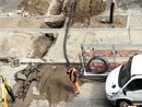 Nuovo scavo lungo la ciclabile appena conclusa in via Filadelfia Nuovo scavo lungo la ciclabile appena conclusa in via Filadelfia
