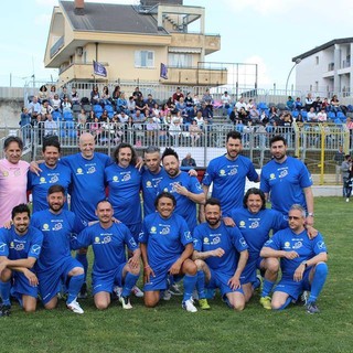 La nazionale calcio spettacolo a Nichelino per dire no alla violenza di genere