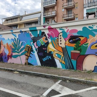 Il nuovo murale di via San Matteo a Nichelino