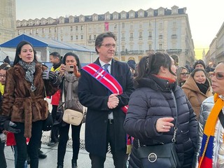Manifestazione pro Venezuela in piazza Castello