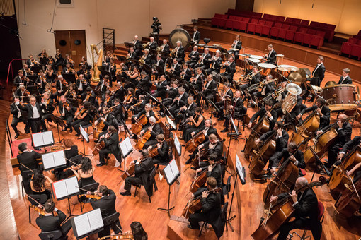 Da Siviglia all'America: domenica concerto dell'orchestra sinfonica Rai