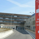 L'uomo è stato ricoverato in ospedale