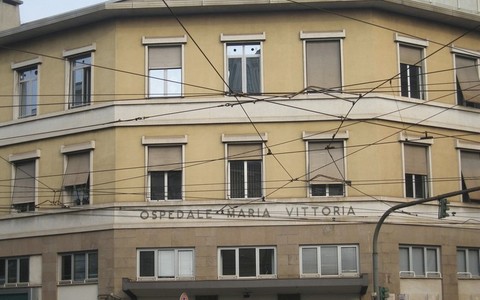 Il ferito è stato portato in codice rosso al Maria Vittoria