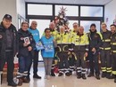 I Vigili del fuoco portano doni e regali ai piccoli pazienti del Regina Margherita I Vigili del fuoco portano doni e regali ai piccoli pazienti del Regina Margherita