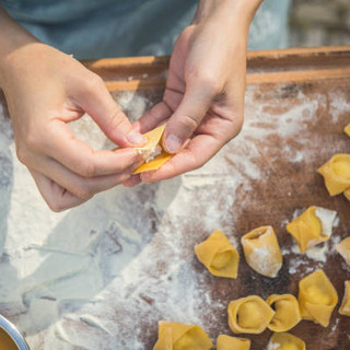 Dell’Agnese, una tradizione di famiglia: pasta fresca e pasticceria, da Torino a Pinerolo