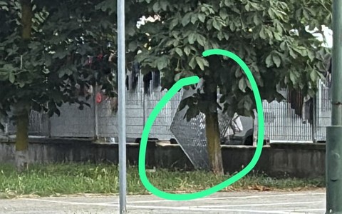 Ancora segnalazioni di abusivi al parcheggio Caio Mario