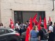 Protesta davanti alla sede Adecco di Torino