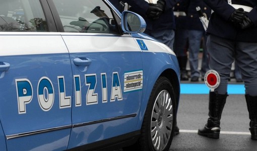 A Pozzo Strada lo spaccio era un affare di famiglia: in manette madre e figlio