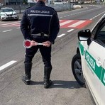 Al volante ubriachi e sotto droga, da Barriera a San Donato scatta il ritiro della patente per 1 automobilsta su 10 Al volante ubriachi e sotto droga, da Barriera a San Donato scatta il ritiro della patente per 1 automobilsta su 10