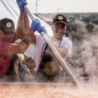 Domenica appuntamento con il pentolone nel quale saranno cotti 25 quintali di carne