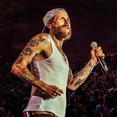 Jovanotti fa &quot;tris&quot; all'Inalpi Arena di Torino: annunciata la terza data il 12 aprile 2025