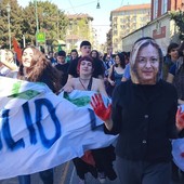 Maschere della premier e di Crosetto nello sciopero dei Fridays For Future Maschere della premier e di Crosetto nello sciopero dei Fridays For Future