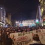 Protesta per Gaza nella ricorrenza dell'attentato di Hamas: migliaia in corteo