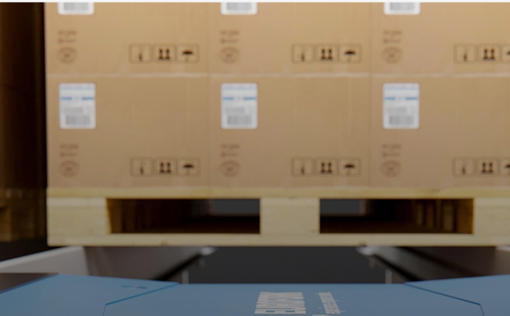 E4SHUTTLE, il pallet shuttle a 4 vie per lo stoccaggio ad alta densità E4SHUTTLE, il pallet shuttle a 4 vie per lo stoccaggio ad alta densità