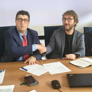 La firma del protocollo La firma del protocollo