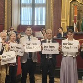 Protesta in Sala Rossa contro i continui black out