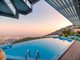 Dal Giardino al Resort: Come Progettare la Piscina dei tuoi Sogni Dal Giardino al Resort: Come Progettare la Piscina dei tuoi Sogni