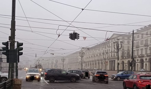 Traffico in tilt in piazza Vittorio Veneto Traffico in tilt in piazza Vittorio Veneto