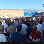 Assemblea dei lavoratori ai cancelli della Primotecs di Avigliana Assemblea dei lavoratori ai cancelli della Primotecs di Avigliana